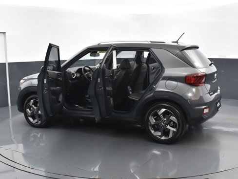 Certified 2024 Hyundai Venue Limited image 31