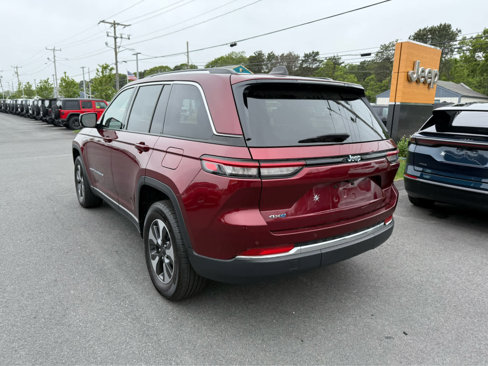 Used 2023 Jeep Grand Cherokee 4WD 4xe image 6