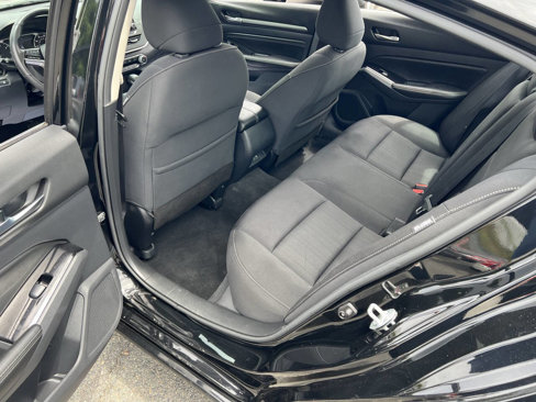 Used 2021 Nissan Altima 2.5 SV w/ SV Premium Package image 15