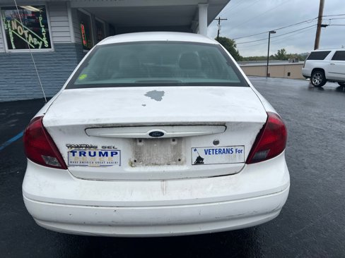 Used 2002 Ford Taurus SES image 4