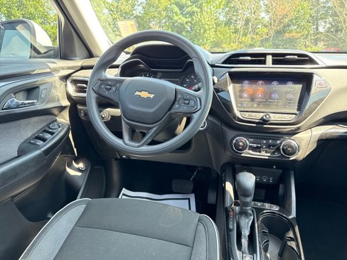 Used 2021 Chevrolet TrailBlazer LT w/ Sun and Liftgate Package image 35