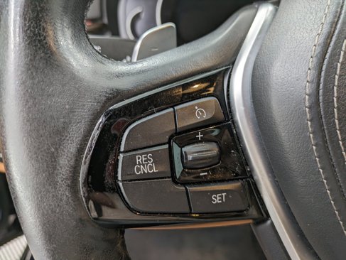 Used 2017 BMW 540i xDrive image 16