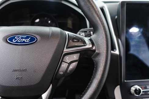 Used 2024 Ford Edge SEL image 12