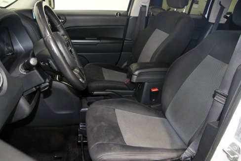 Used 2017 Jeep Patriot Latitude image 13