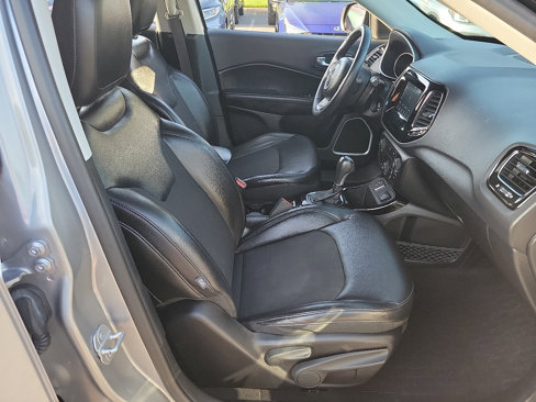 Used 2018 Jeep Compass Altitude w/ Popular Equipment Group image 15