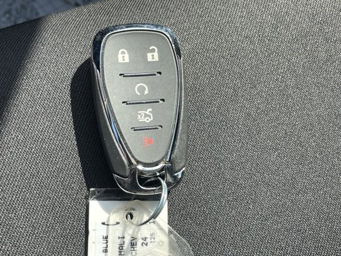 Used 2024 Chevrolet Malibu LT image 27