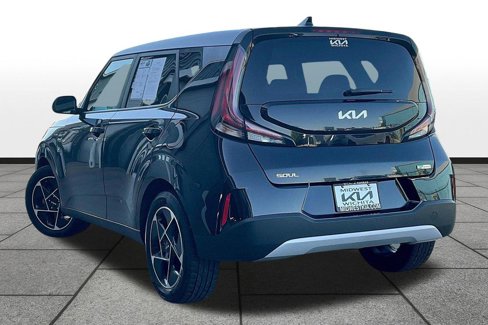 Used 2023 Kia Soul EX image 12