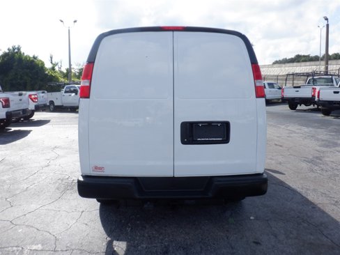 Used 2021 Chevrolet Express 2500 image 4