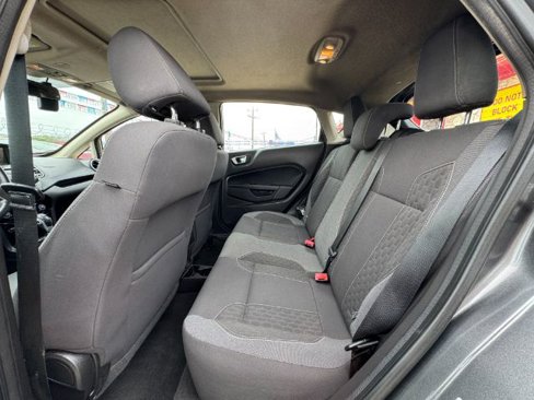 Used 2015 Ford Fiesta SE w/ Equipment Group 201A image 12