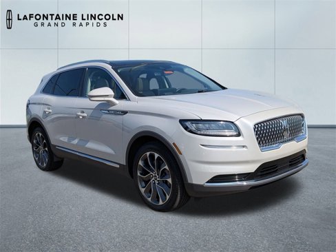 Used 2022 Lincoln Nautilus Reserve w/ Luxury Package image 7