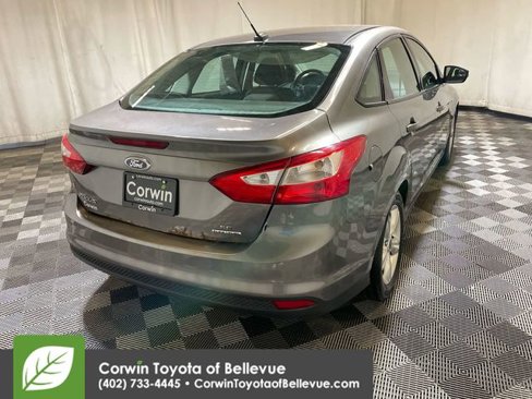 Used 2014 Ford Focus SE w/ SE Winter Package image 8
