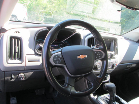 Used 2020 Chevrolet Colorado LT w/ Safety Package image 8