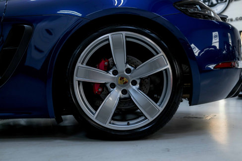 Used 2021 Porsche 718 Cayman GT4 image 32