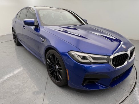 Used 2023 BMW M5 image 1