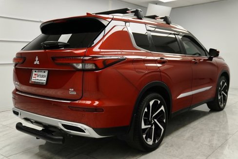 Used 2022 Mitsubishi Outlander SE image 7
