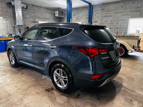 Used 2017 Hyundai Santa Fe Sport image 4