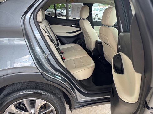 Used 2022 Buick Encore GX Essence w/ Advanced Technology Package image 17