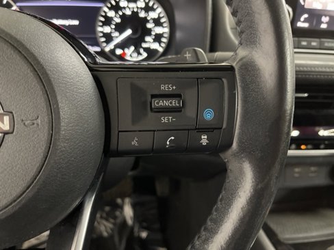 Used 2022 Nissan Rogue SV w/ SV Premium Package image 26