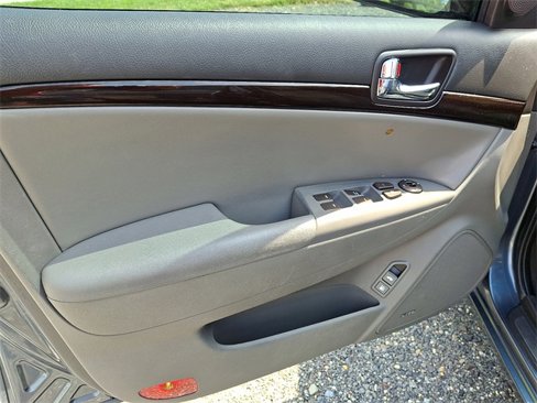 Used 2010 Hyundai Sonata Limited image 14