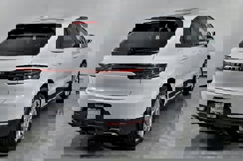 Used 2019 Porsche Macan image 11