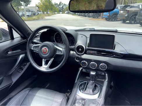 Used 2017 FIAT 124 Spider Lusso image 4