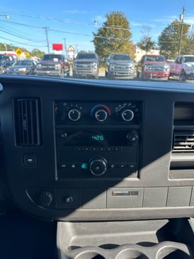 Used 2009 Chevrolet Express 1500 AWD Passenger w/ LT Preferred Equipment Group image 13