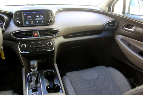 Used 2019 Hyundai Santa Fe SE image 10