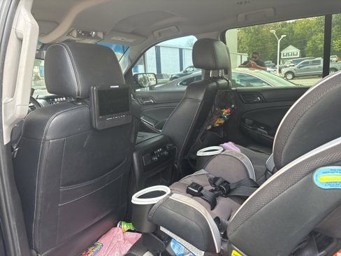 Used 2016 Chevrolet Suburban LS image 14