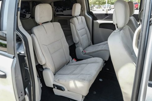 Used 2019 Dodge Grand Caravan SE image 34