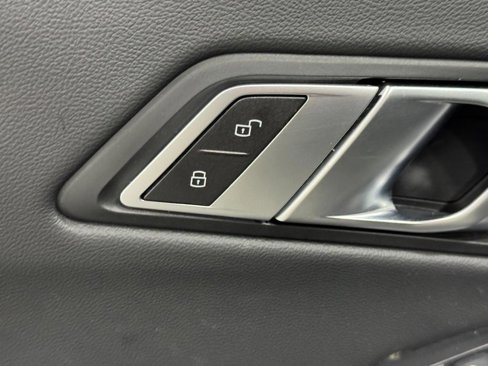 Used 2023 BMW 330i xDrive Sedan w/ M Sport Package image 23