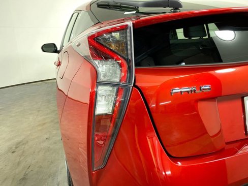 Used 2016 Toyota Prius Two image 30