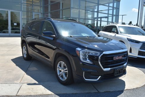 Used 2022 GMC Terrain SLE w/ Driver Convenience Package image 10