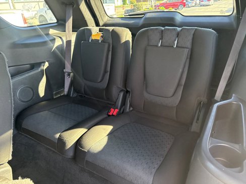 Used 2013 Ford Explorer XLT image 25