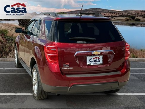 Used 2017 Chevrolet Equinox LT w/ Convenience Package image 4