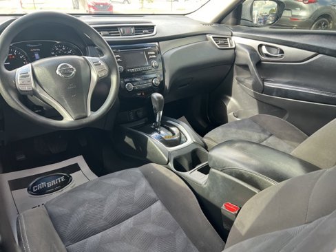 Used 2015 Nissan Rogue SV image 22