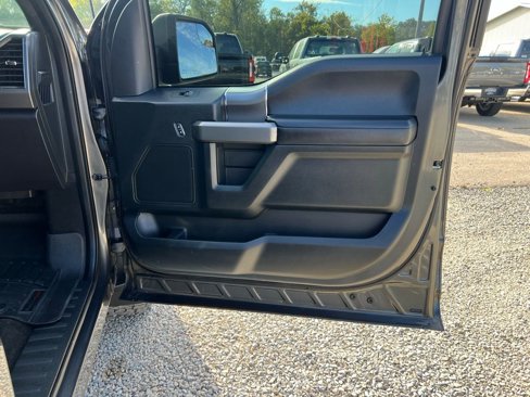 Used 2017 Ford F150 XLT w/ Equipment Group 302A Luxury image 21