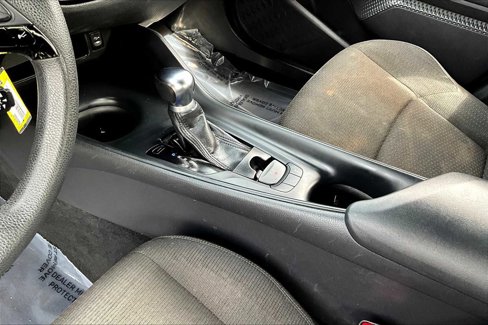 Used 2019 Toyota C-HR LE image 16