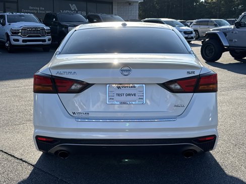 Used 2019 Nissan Altima 2.5 SR w/ SR Premium Package image 7