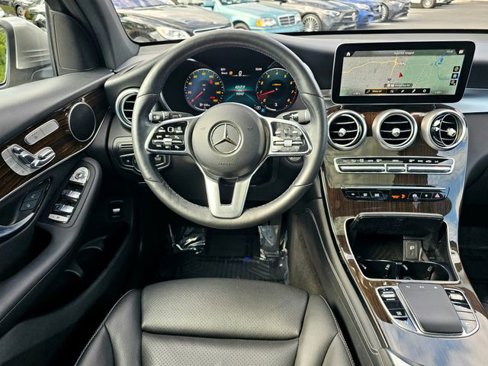 Certified 2020 Mercedes-Benz GLC 300 4MATIC image 29