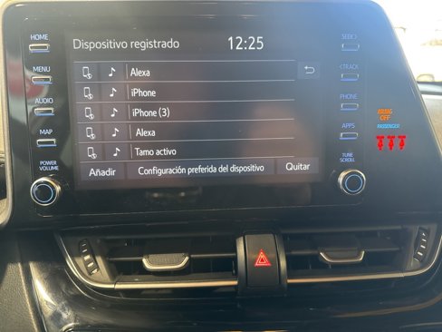 Used 2022 Toyota C-HR XLE image 42
