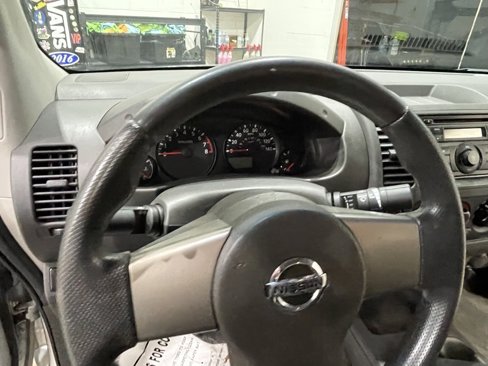 Used 2009 Nissan Frontier XE w/ XE Preferred Pkg image 10