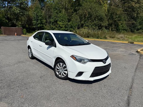 Used 2015 Toyota Corolla LE Premium image 1