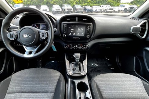 Used 2021 Kia Soul S image 7