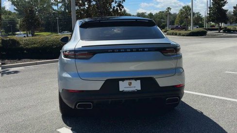 Certified 2023 Porsche Cayenne Coupe image 7
