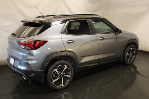 Used 2021 Chevrolet TrailBlazer RS w/ Technology Package image 5
