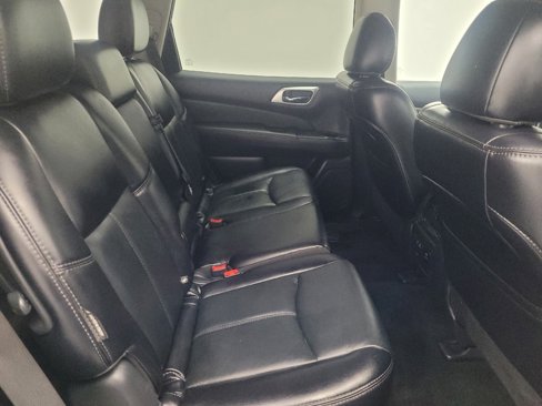 Used 2020 Nissan Pathfinder SL image 19