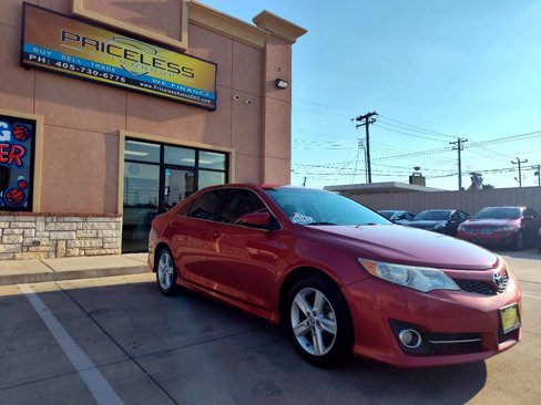 Used 2012 Toyota Camry SE image 3