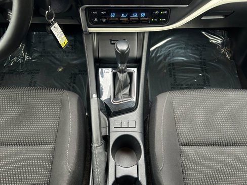 Used 2017 Toyota Corolla iM image 12