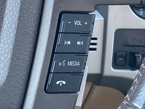 Used 2013 Ford F150 Lariat w/ Lariat Chrome Pkg image 11