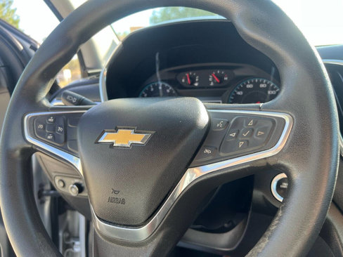 Used 2018 Chevrolet Equinox LT image 28